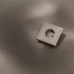 Накладка для розетки с заземлением и защитными шторками S70 (платина) Voltum VLSM000710 от ImperiumLoft