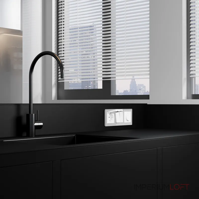 Розетка влагозащитная с защитной крышкой и шторкамиWerkel a069588 от ImperiumLoft