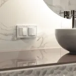 Розетка влагозащищенная с заземлением с защитной крышкой и шторками Werkel W1271201 от ImperiumLoft