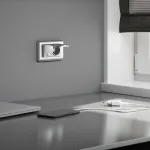 Розетка двойная влагозащ. с зазем. с защит. крышками и шторками Werkel W1172206 от ImperiumLoft